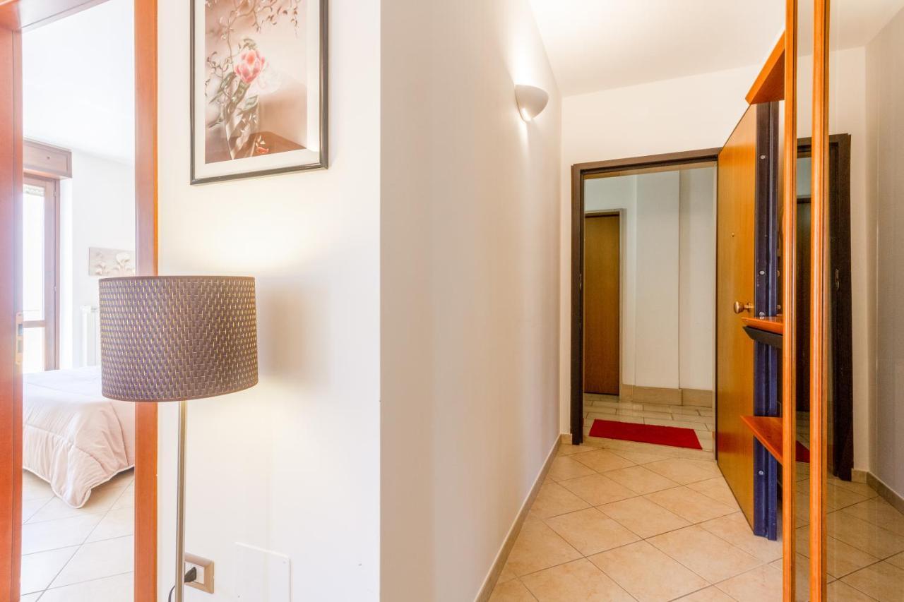Roomy Apartment With Terrace & Parking Lecce Ngoại thất bức ảnh
