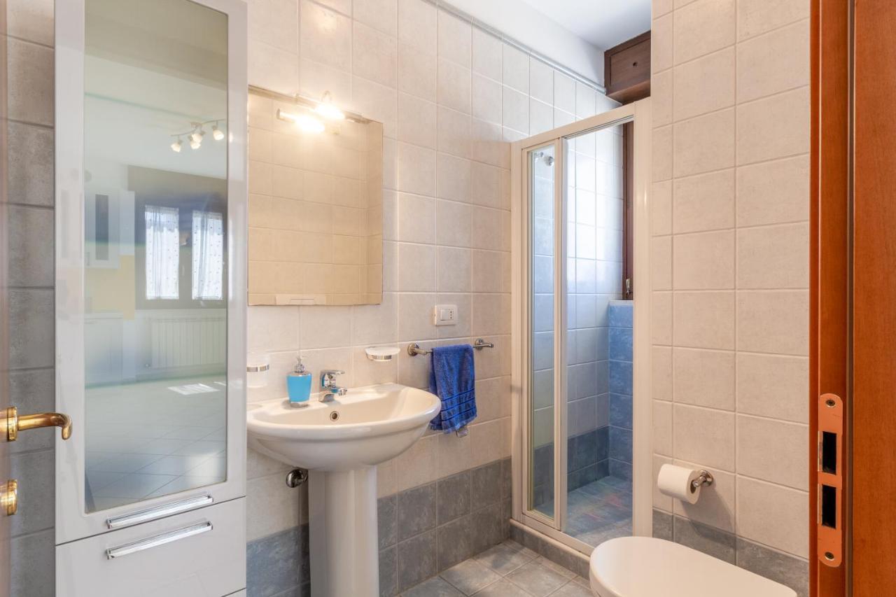 Roomy Apartment With Terrace & Parking Lecce Ngoại thất bức ảnh